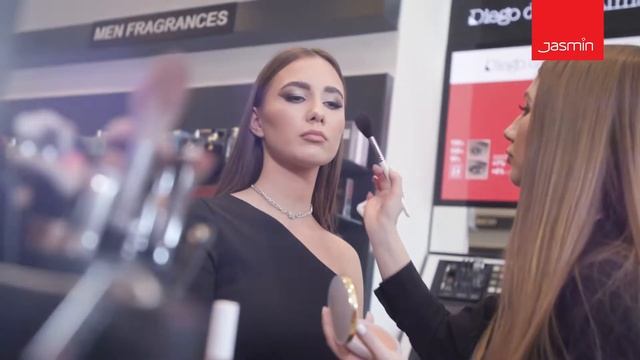 Besplatno šminkanje u Jasminu za 1001 maturantkinju смотреть онлайн