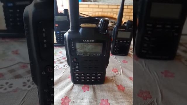 Yaesu VX-8GR Banda aérea смотреть онлайн