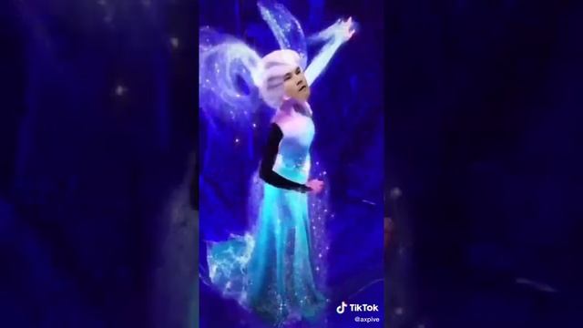 я- Эльза из холодного сердца 🤣 смотреть онлайн