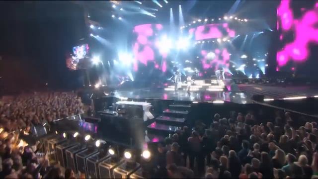 Alphabeat - DJ (X-Factor 2010) смотреть онлайн