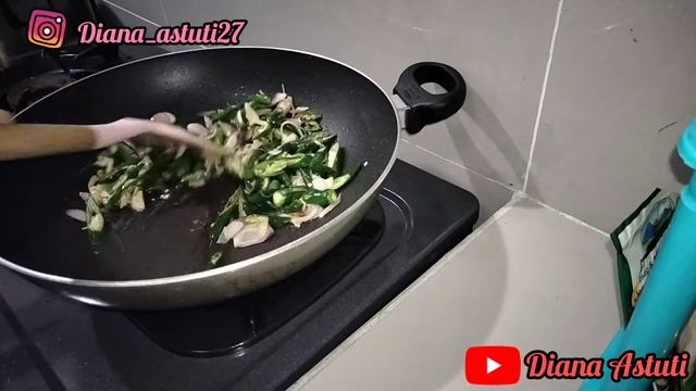 RESEP TUMIS UDANG CABE IJO | Diana Astuti. смотреть онлайн