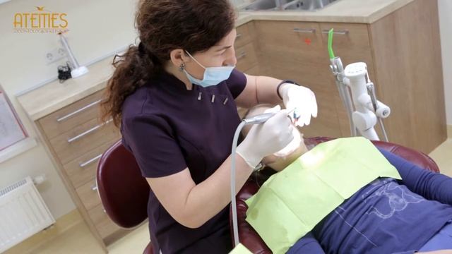 Profesionali burnos higiena vaikams | Kaip atliekama procedūra? | Ateitiesklinika.eu смотреть онлайн