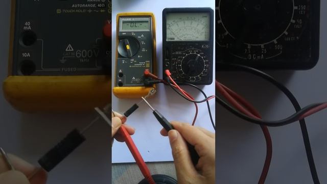 How to Test High Voltage Rectifier Diode Microwave Oven CL01-12 CL04-12 Diodes Analog Digital смотреть онлайн