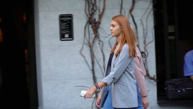 4K. A New Walking Tour Of Famous Places In Moscow With Beautiful Young People.