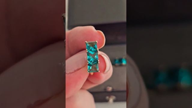 Серьги из розового золота с турмалинами параиба. смотреть онлайн