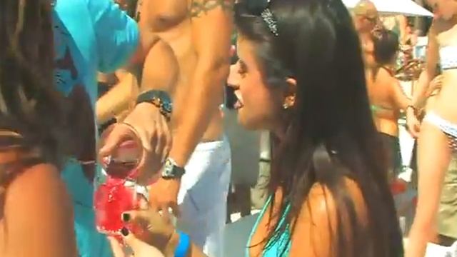 Beach dance смотреть онлайн