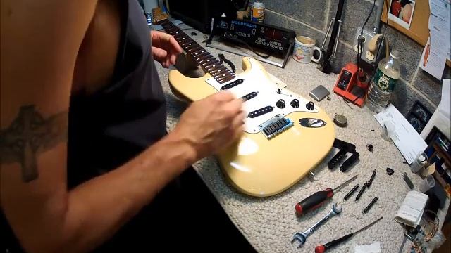Callaham Replacement Tremolo Block Installation and Comparison смотреть онлайн