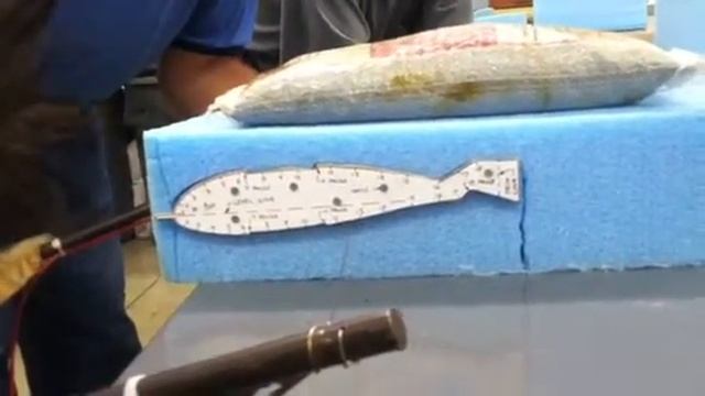 Hot wire foam core cutting for fiberglass/carbon fiber/Kevlar pt1 смотреть онлайн