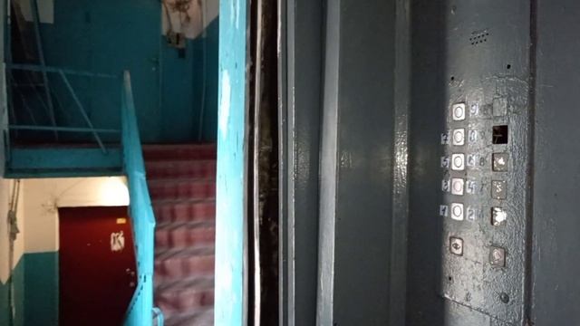 Лифт МЛЗ 1991-92 по адресу: Ростов-на-Дону, Волкова 15, подъезд 2 смотреть онлайн
