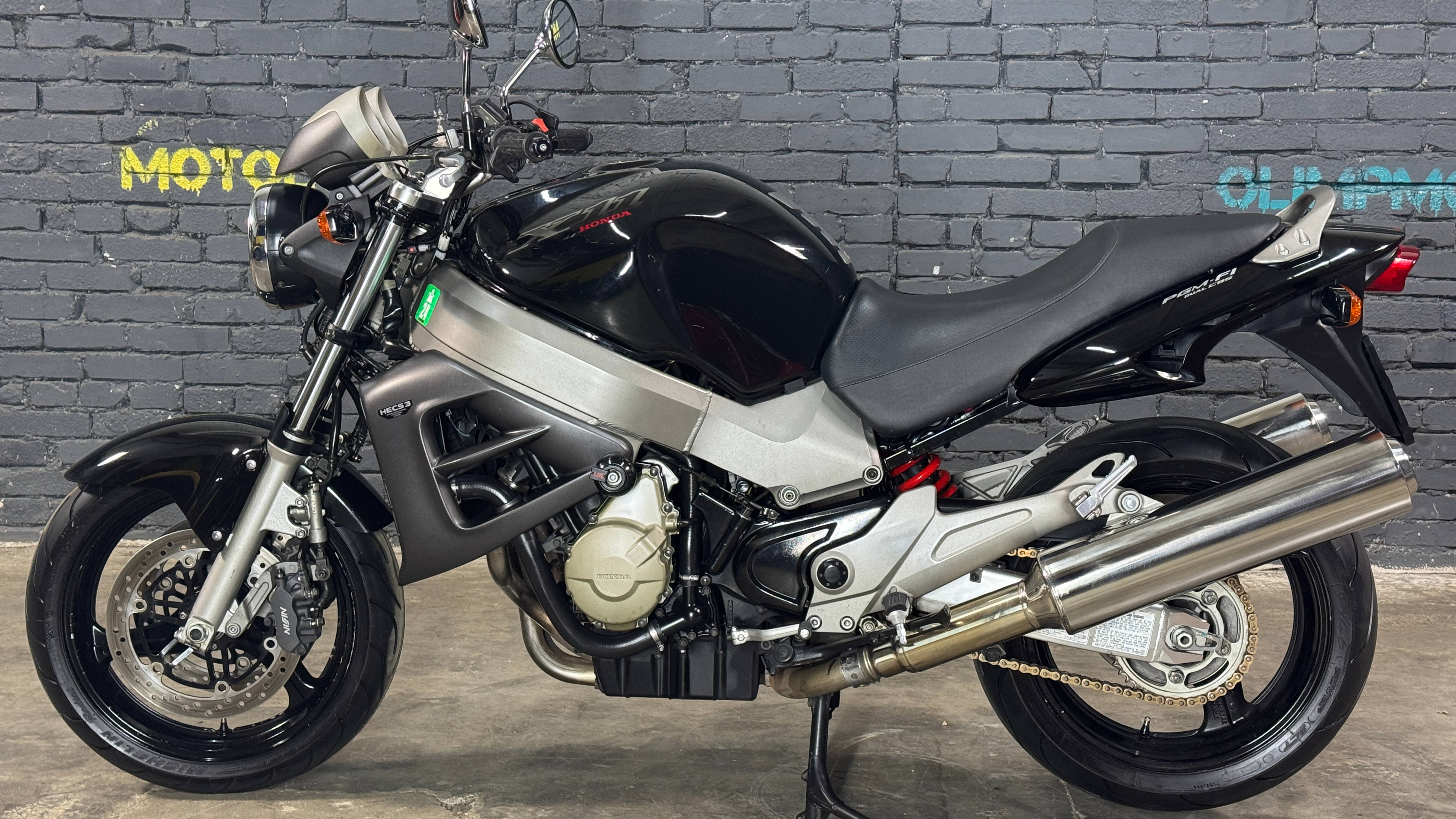 Honda X11 смотреть онлайн