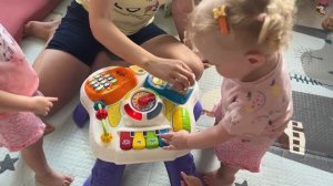 Распаковка подарков с ТРОЙНЯШКАМИ 🎁🎁🎁