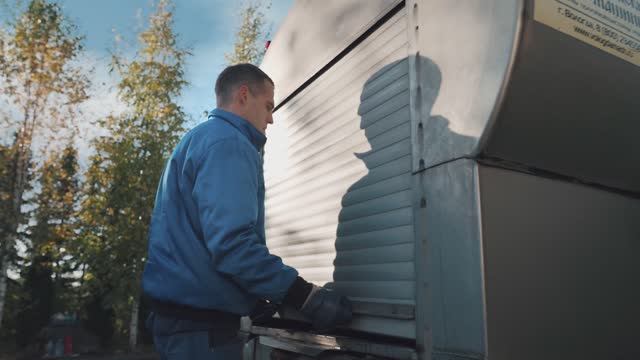 Vitrend. Клиент: Вкусная вода. Презентационный ролик о компании. смотреть онлайн