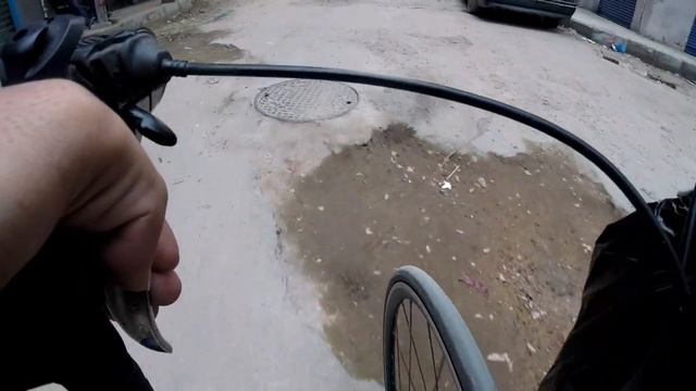 سواقة العجل الرود فالمطبات والحفر والزحمة смотреть онлайн