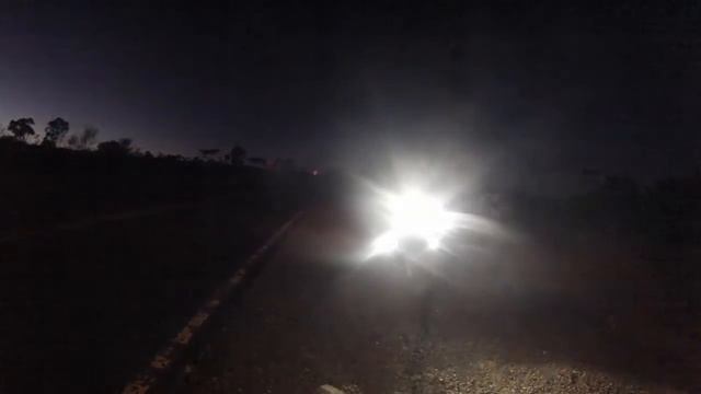 Clearwater Lights Krista & Glenda on 2016 BMW R1200GS смотреть онлайн