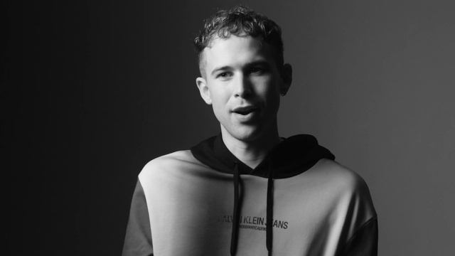 Tommy Dorfman is #PROUDINMYCALVINS | CALVIN KLEIN смотреть онлайн