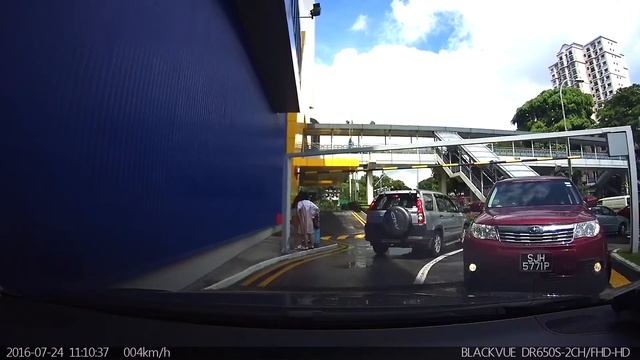 BlackVue DR650S-2CH dashcam with Intelligent Voice Guidance смотреть онлайн