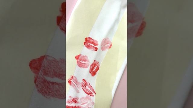 Разукрась толстовку своими… губами! Идея для подарка близким #таиркраски #art #декор #diy #handmade смотреть онлайн