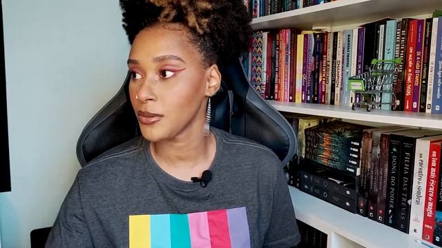 Bookhaul dos acumulados + unboxing | Canal Enevoada смотреть онлайн