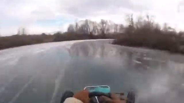 Дрифт Супер по льду !!! смотреть онлайн