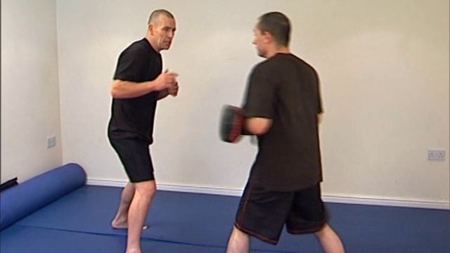 Система самозащиты Эдди Квинна. Ч 2 смотреть онлайн