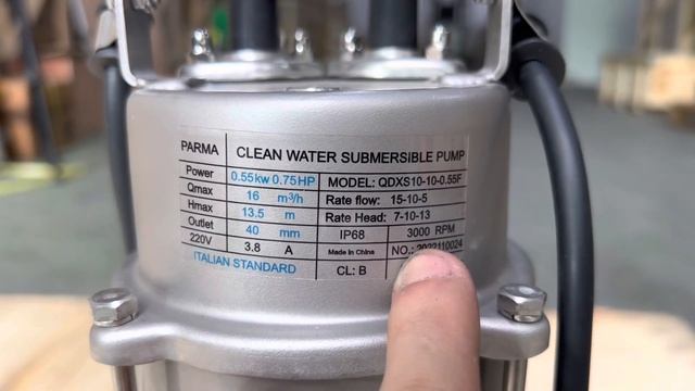Bơm Chìm Nước Sạch 0.55kW 0.75Hp, ống 40mm, Lưu lượng 10m3, Cột áp 10m3, 220V, QDXS10-10, 090146016 смотреть онлайн