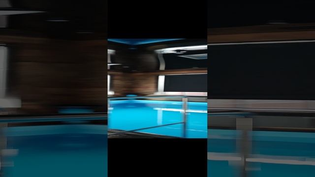 шторы в бассене