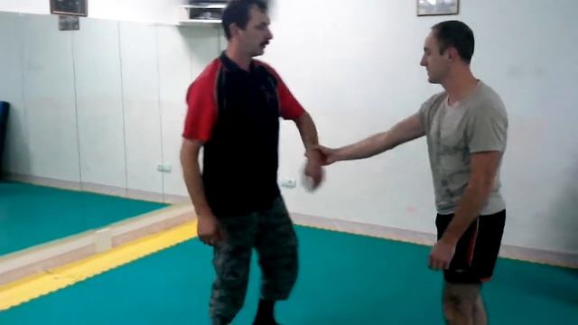 Подворот рукой с захватом головы смотреть онлайн