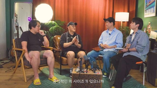 ‘선업튀’ 촬영감독에 따르면 “변우석 키스신, 실물, 인품은...” [1/2] смотреть онлайн