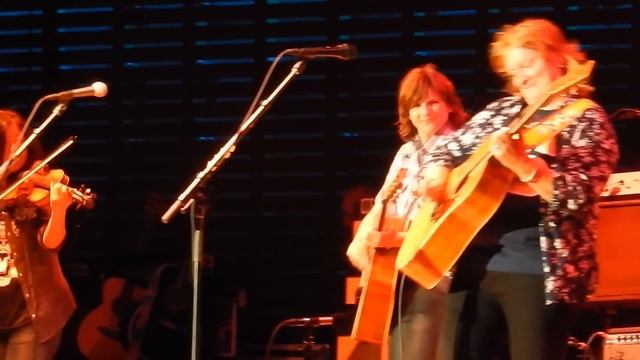 Indigo Girls - Galileo - Live 2014 8/29/14 смотреть онлайн