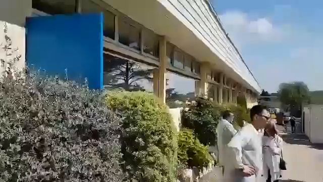 Команда Армель на французском парфюмерном заводе Аржевиль город Граас, Франция смотреть онлайн