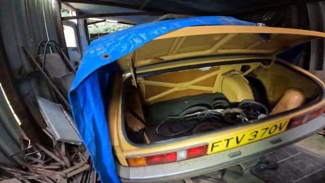 His Dad's Stuff.. 95 Year Old Barn Car Collection! смотреть онлайн
