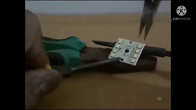 How to remove LED's from LED plate using soldering iron. смотреть онлайн