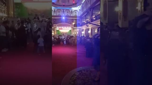 Zarina Kosonlik qiz tuyda davrada uynab qushiq aytdi super tuylar ....99 212 80 40 смотреть онлайн