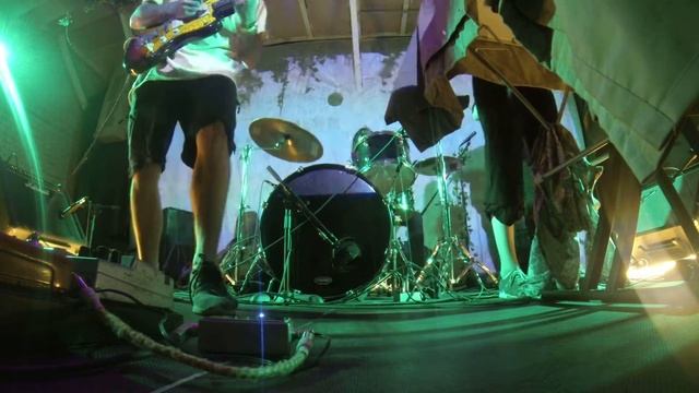 Зелёный дядя u сёрферы чёрной дыры - Аxaxaxaxaxaxa Live @ ℌ𝔬𝔪𝔢𝔠𝔲𝔩𝔱𝔦𝔰𝔪 Moscow Бумажная фабрика смотреть онлайн