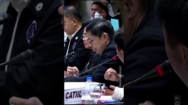 Ang paggamit ng Labis na Puwersa смотреть онлайн