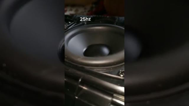 Jbl xtreme 3 bass test 25hz 😱🔥 смотреть онлайн