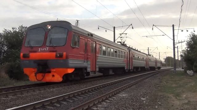 Электропоезд ЭД9М-0091 смотреть онлайн