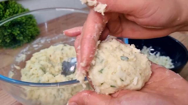 If you have 3 potatoes and flour, prepare this delicious potato dish. Amazing potato recipe смотреть онлайн