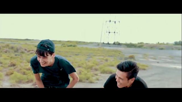 To‘rabek Safarboev- Shaharli Qiz. Тўрабек Сафарбоев- Шаҳарли қиз (klip Version)