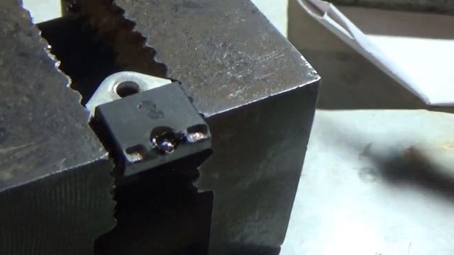 Ремонт симістора BTA41-600B з відламаними ногами смотреть онлайн