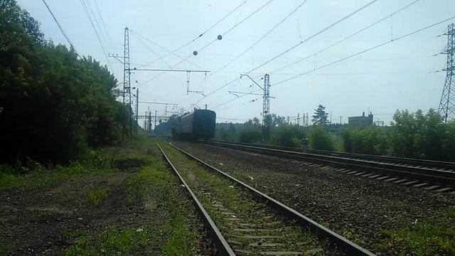 Паровоз П36-0120 на ст.Бронницы. 29.07.17. Утро. смотреть онлайн