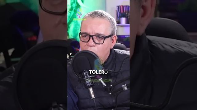 Nadie tiene derecho a meter un dron a la casa de otra persona, como Xóchitl Gálvez lo hizo смотреть онлайн