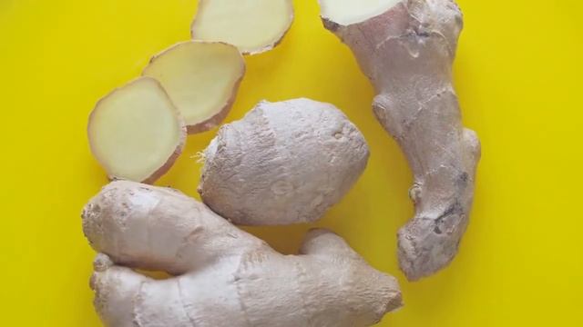 Golden Milk Latte The Benefits of Turmeric Milk смотреть онлайн