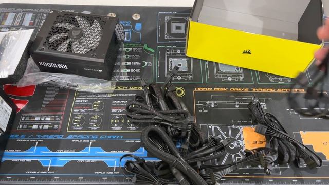 Corsair RM1000x (2021 Version) Unboxing