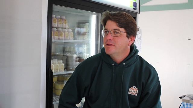 World Ag Expo Sneak Peek: Todd Moore - Lucky Layla Farms Part 1 смотреть онлайн