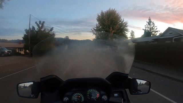 1997 Kawasaki Concours 1000 смотреть онлайн