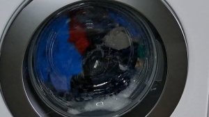 SAMSUNG WF60F1R1W2W: ДЕТСКИЕ 40°; 800 об/мин- полный цикл.
