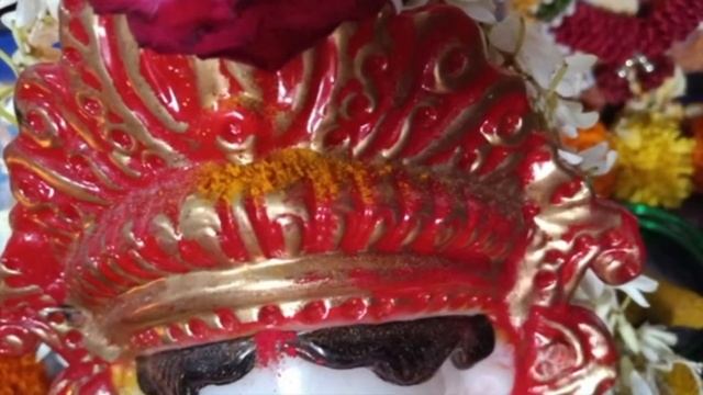 L045 Physical Miracle: Turmeric Manifested From Sri Amma's Crown смотреть онлайн