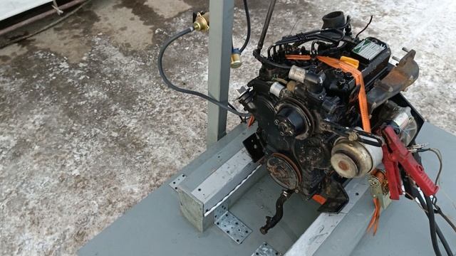 Двигатель Yanmar 3TN66-U2C №82399 смотреть онлайн