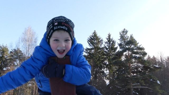 Vlog ● Упал на лёд на коньках смотреть онлайн